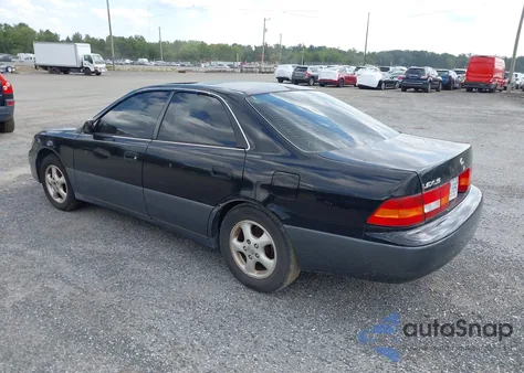 1997 Lexus Es 300 z USA, uszkodzony, nr VIN JT8BF22G0V5002269